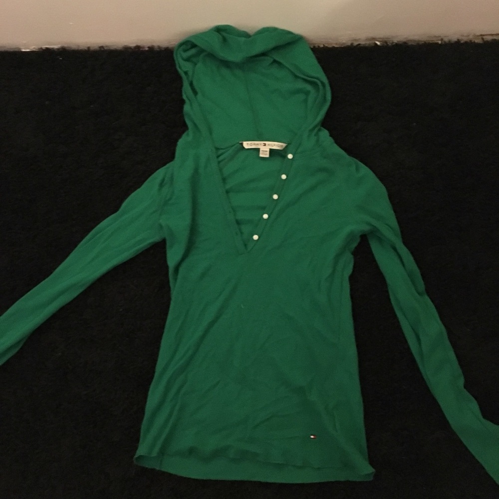 Green long sleeve top